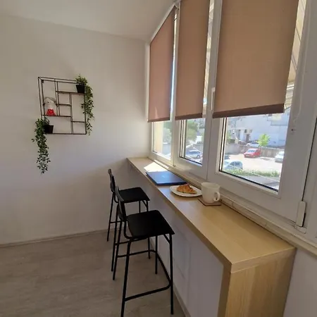 Olive Tree Apartment *